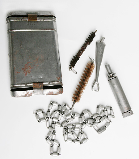 Штатный набор для чистки винтовки "G Appel" (металл, Германия, 1937 год) инструмент предназначался для очистки полостей инфо 2143k.