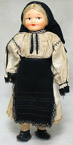 Кукла "Девушка" Восточная Европа, середина XX века лице куклы потрескалась краска, загрязнения инфо 2305k.