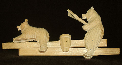 Народная игрушка "Медведи-банщики" Резьба по дереву Россия, 70-е годы XX века 2 см Сохранность очень хорошая инфо 2374k.
