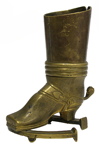 Карандашница "Гусарский сапог" Бронза, конец XIX века Небольшие потемнения бронзы, легкие загрязнения инфо 2808k.