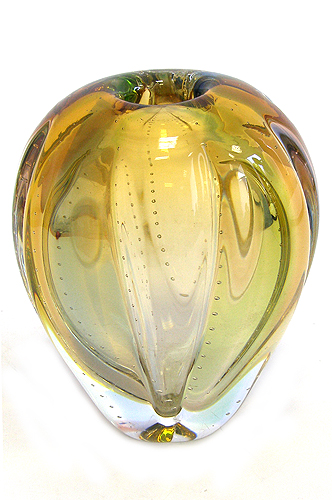 Ваза "Бутон" Цветное толстое стекло Россия, начало ХХ века монолите вазы Сохранность очень хорошая инфо 3049k.