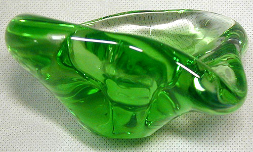 Пепельница Зеленое стекло Чехия(?), вторая половина XX века 1964 г инфо 3225k.