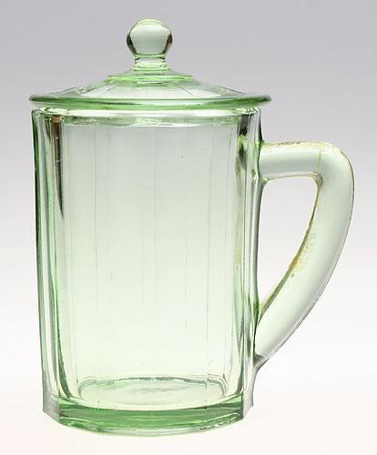Кружка с крышкой Зеленое стекло Западная Европа (?), середина ХХ века 1957 г инфо 3409k.