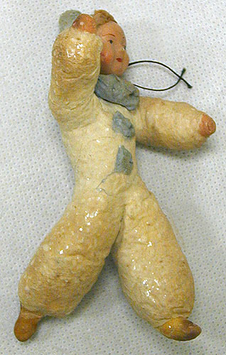 Елочная игрушка "Мальчик" Вата, папье-маше 20-е годы XX века комбинезон несколько потемнел от времени инфо 6223n.